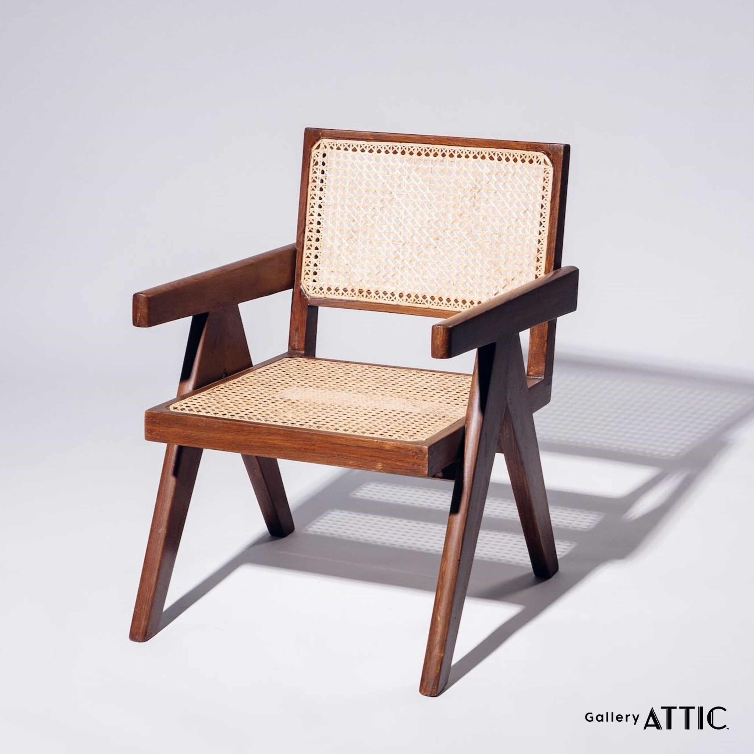 Easy Chair P.U.Ec./117Pierre Jeanneret – THE LAKOTA HOUSE