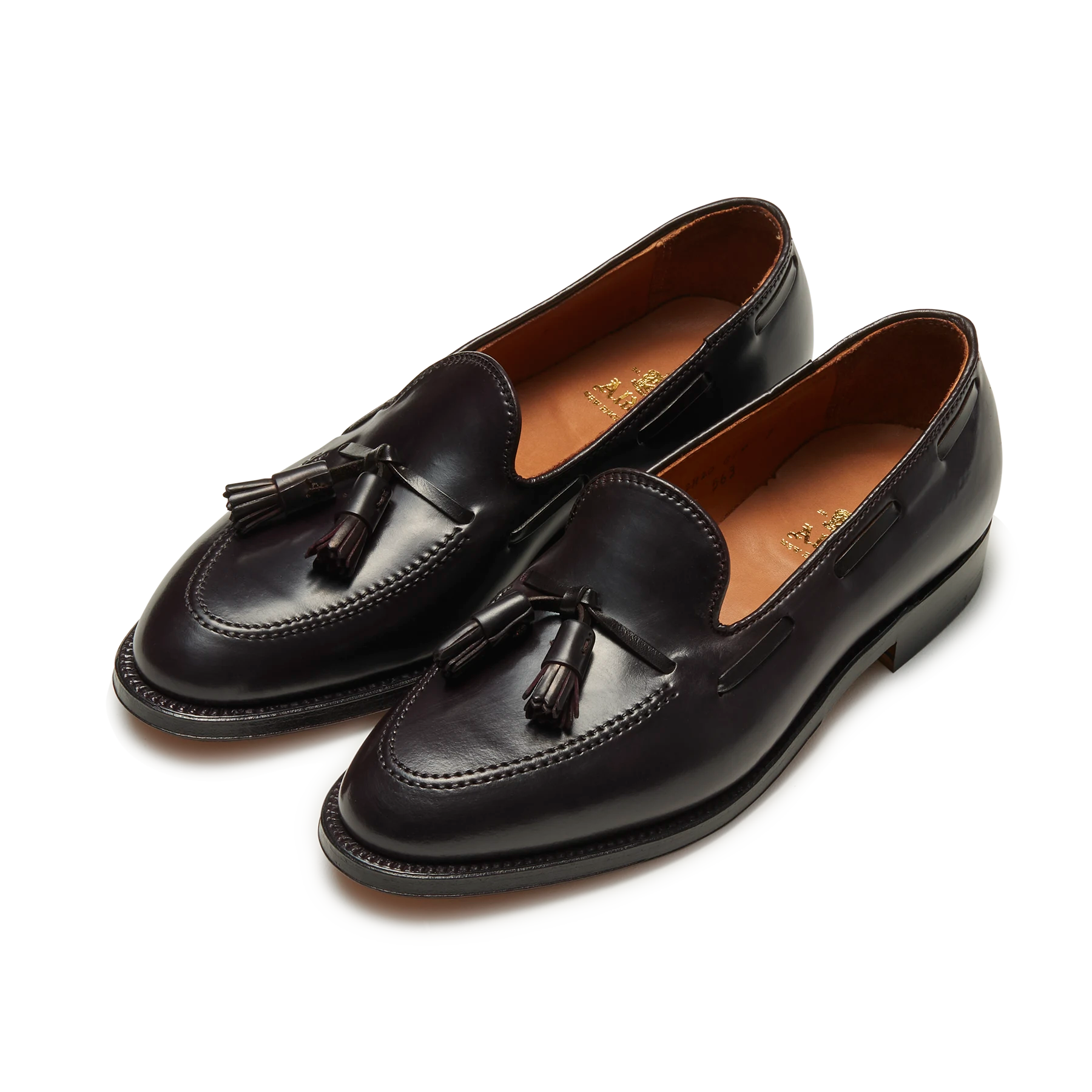 563 – THE LAKOTA HOUSE 563 – THE LAKOTA HOUSE