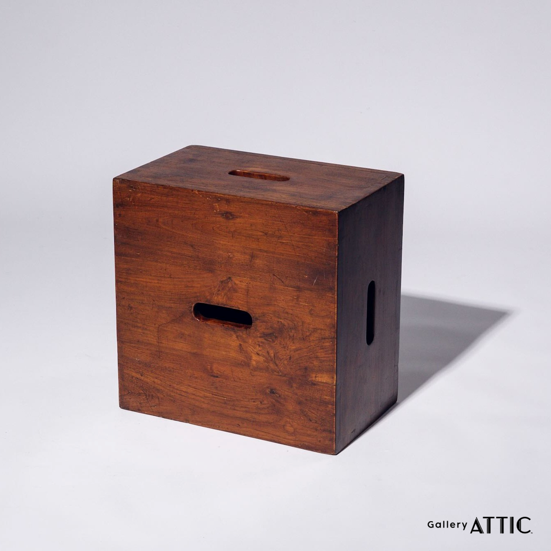 5-Hole Wood BoxLe Corbusier – THE LAKOTA HOUSE