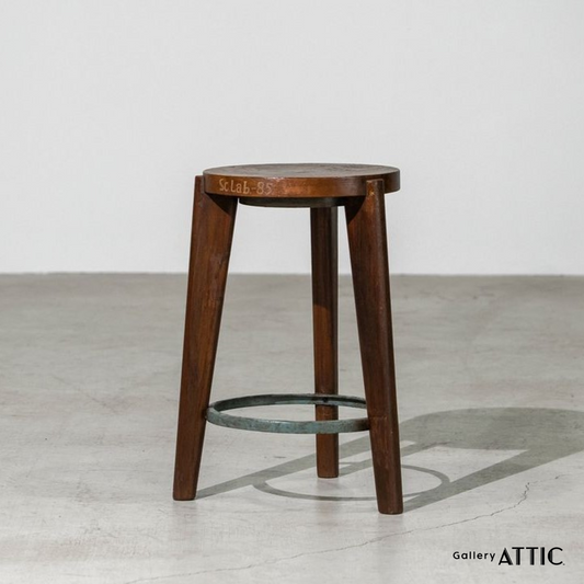 Round Wood Stool  With Iron Ring<BR>Sc.Lab.-85