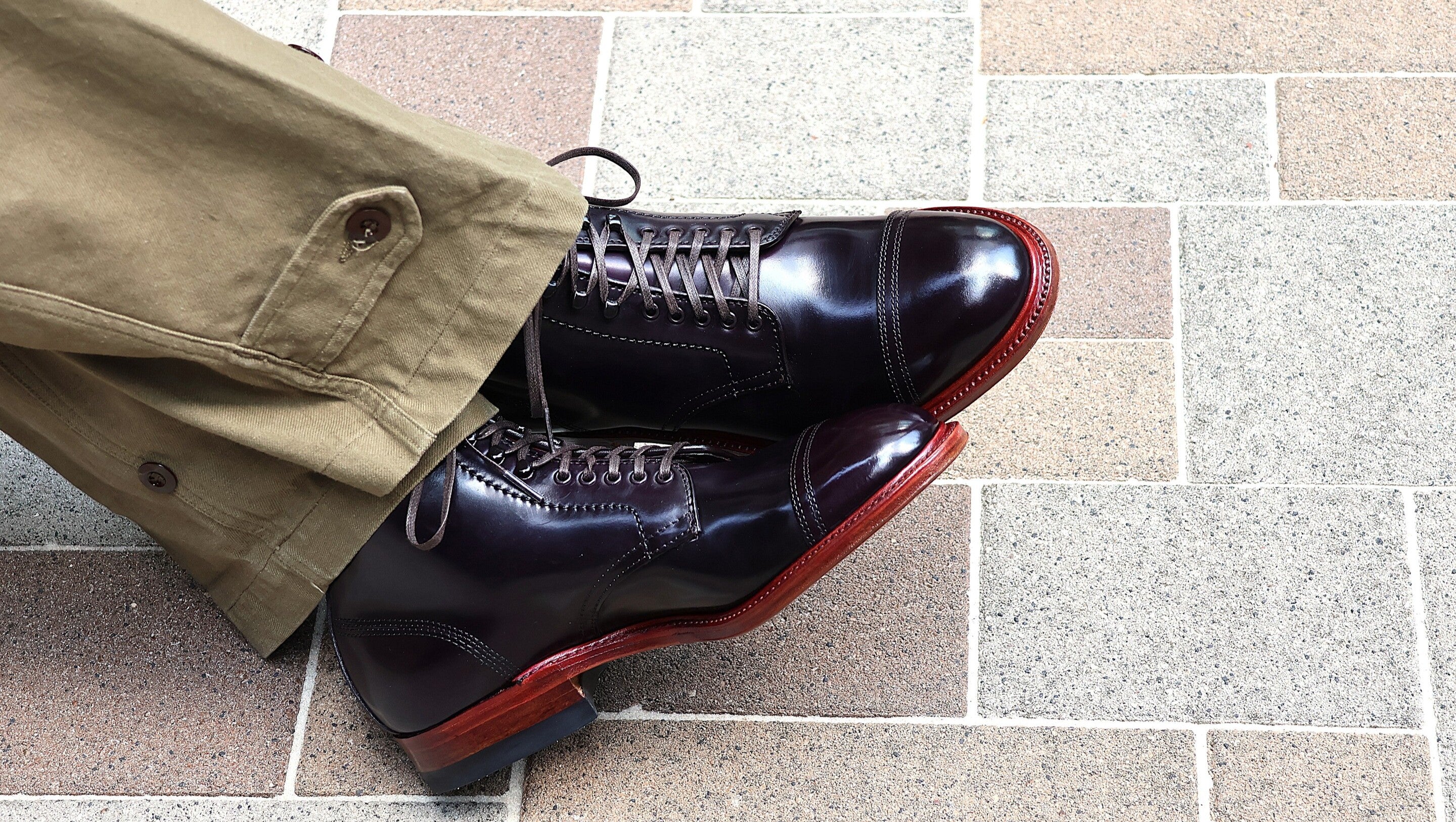 The Lakota Houseラコタハウス コードバン スリッパ バーガンディ